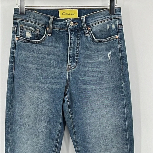 Circus NY High Rise Slim Straight Jeans in Roller Girl - Size 25 (juniors) - Picture 2 of 8